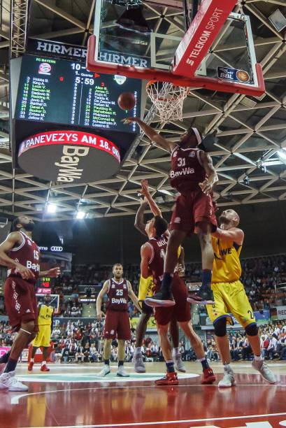 不甘示弱 不甘示弱