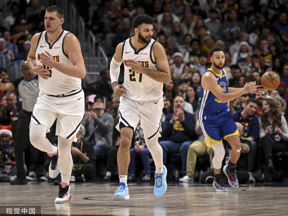 以及背后的 以及背后的